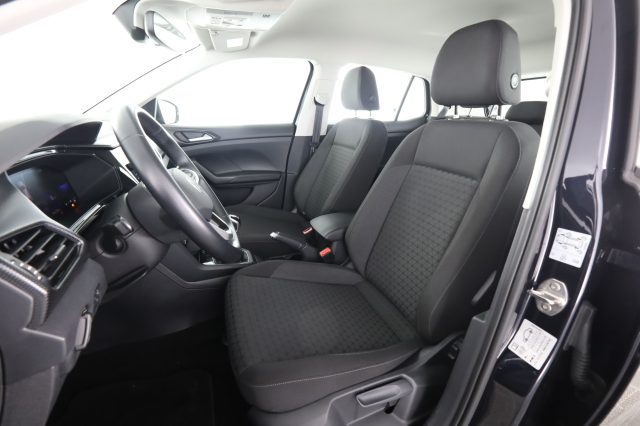 VOLKSWAGEN T-Cross usata 10
