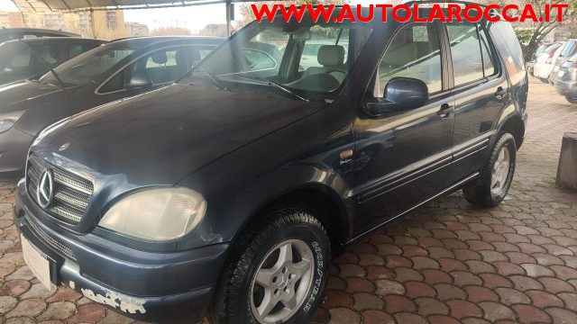 MERCEDES-BENZ ML 270 usata, con Airbag laterali