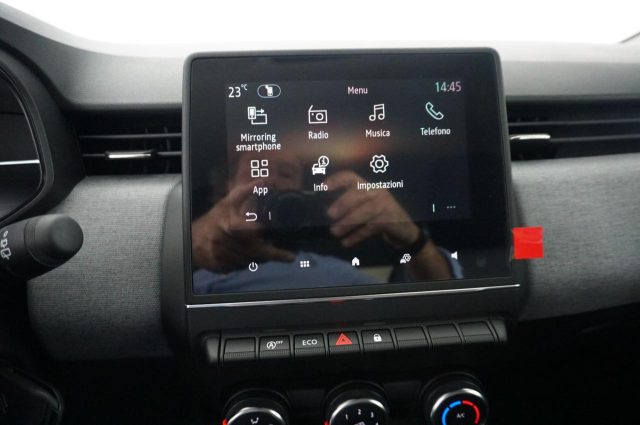 RENAULT Clio usata 21