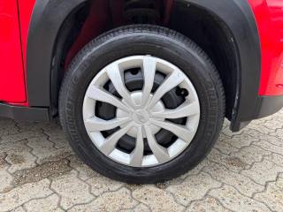 MAHINDRA KUV100 usata, con USB