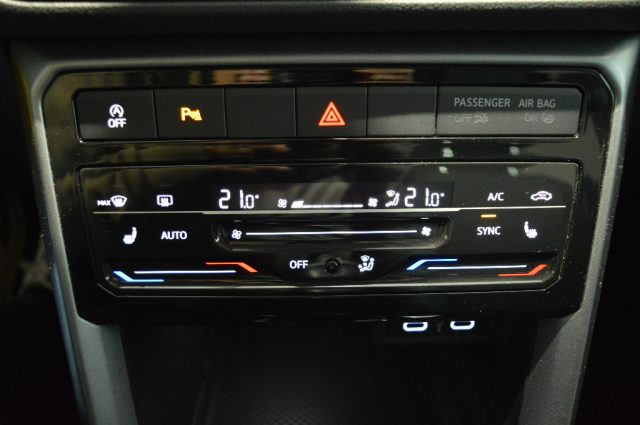 VOLKSWAGEN T-Cross usata, con Touch screen
