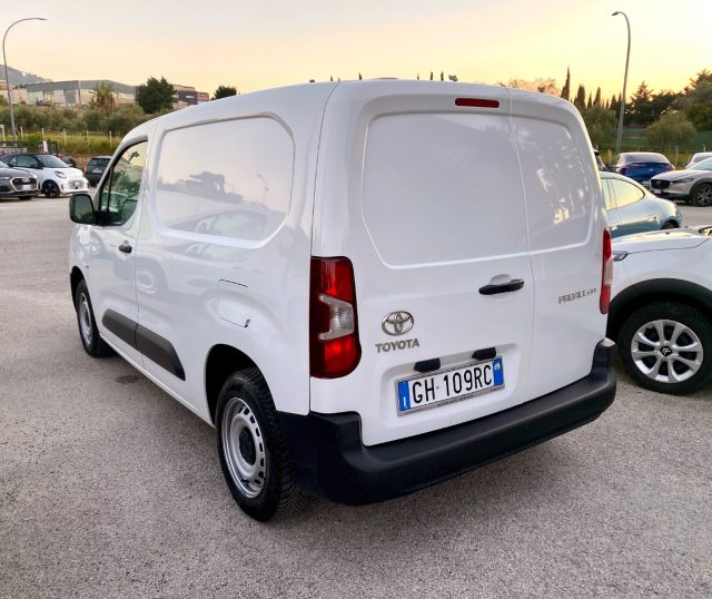 TOYOTA Proace City usata, con Climatizzatore