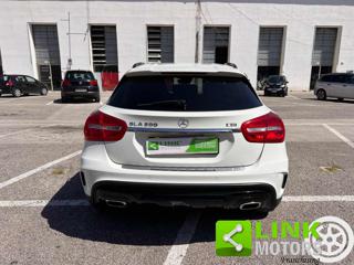 MERCEDES-BENZ GLA 200 usata, con Chiusura centralizzata
