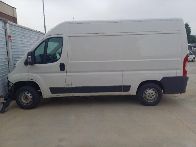 PEUGEOT Boxer usata, con ABS