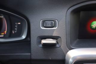 VOLVO V60 usata, con Fari full-led