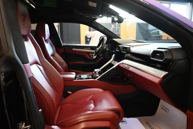 LAMBORGHINI Urus usata 38