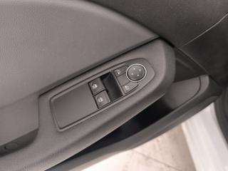RENAULT Clio usata, con Sedile posteriore sdoppiato