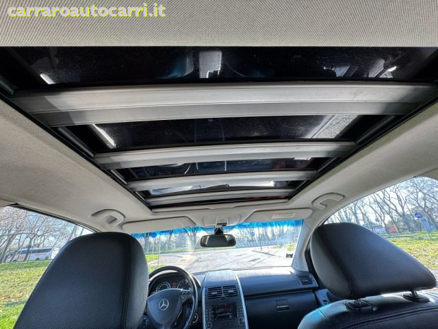 MERCEDES-BENZ A 150 usata, con Lettore CD