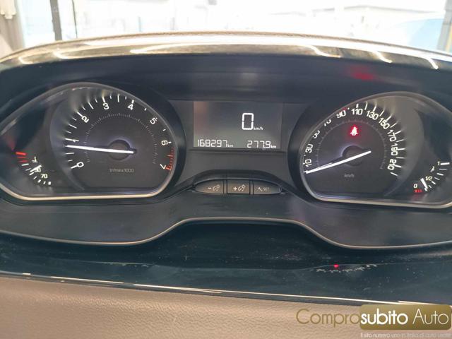 PEUGEOT 208 usata 25