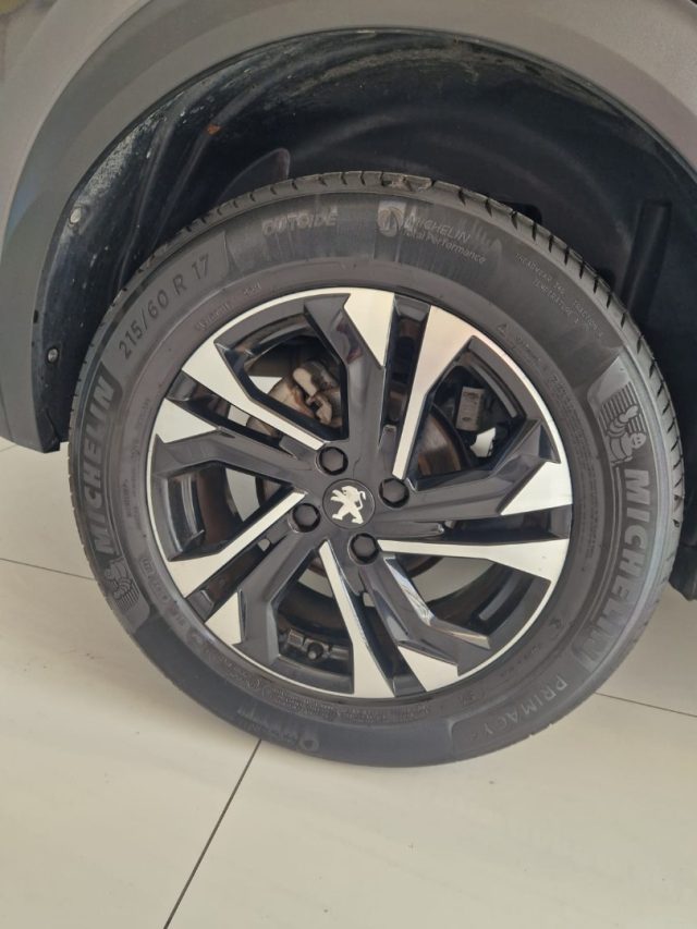 PEUGEOT 2008 usata, con Vetri oscurati