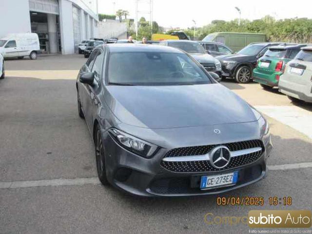 MERCEDES-BENZ A 180 usata, con Airbag