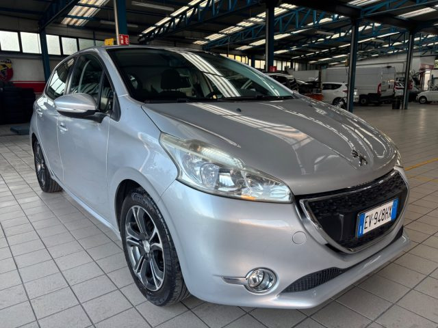 PEUGEOT 208 usata, con Airbag