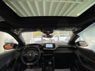 PEUGEOT 2008 usata, con Specchietti laterali elettrici