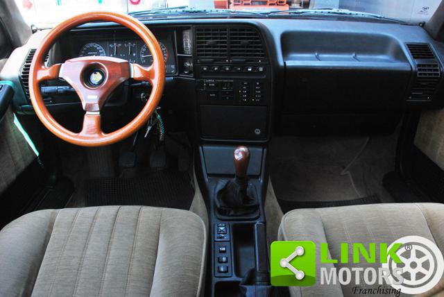 LANCIA Thema usata, con USB