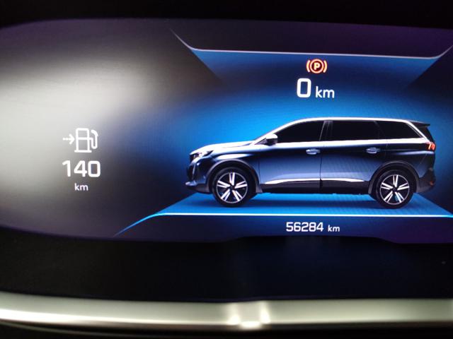 PEUGEOT 5008 usata, con Leve al volante