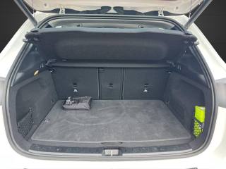 MERCEDES-BENZ GLA 180 usata, con Alzacristalli elettrici
