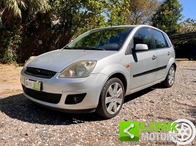 FORD Fiesta usata, con ABS