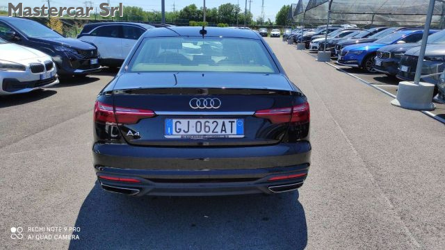 AUDI A4 usata, con Autoradio