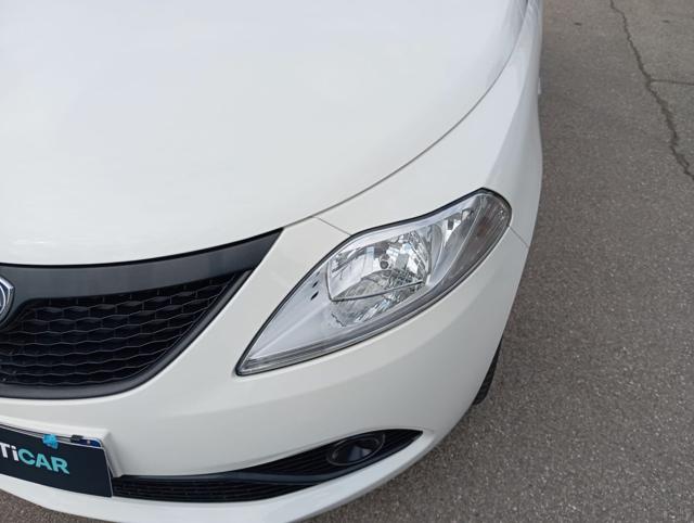 LANCIA Ypsilon usata, con Volante multifunzione