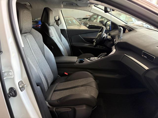 PEUGEOT 3008 usata, con Autoradio digitale