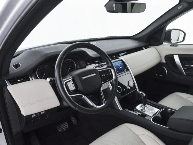 LAND ROVER Discovery Sport usata 12