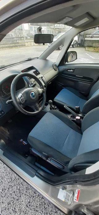 FIAT Sedici usata, con Specchietti laterali elettrici