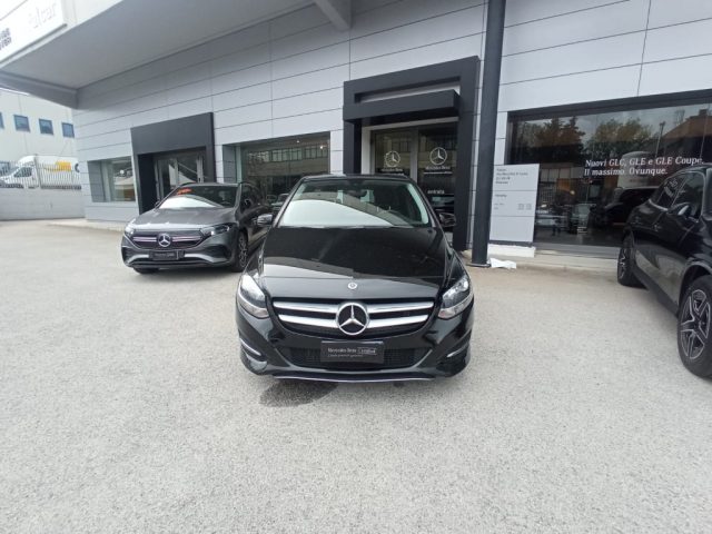 MERCEDES-BENZ B 180 usata, con Airbag