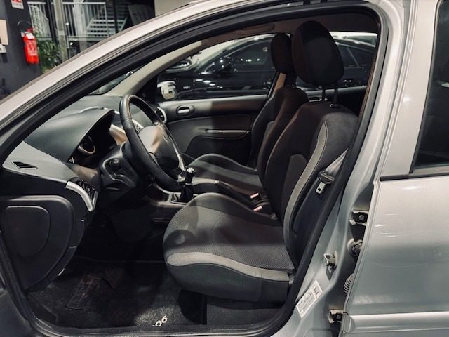 PEUGEOT 206 usata, con Servosterzo