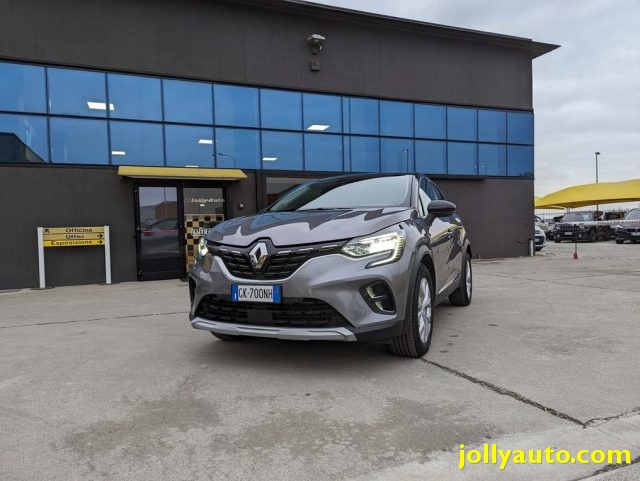 RENAULT Captur usata, con USB