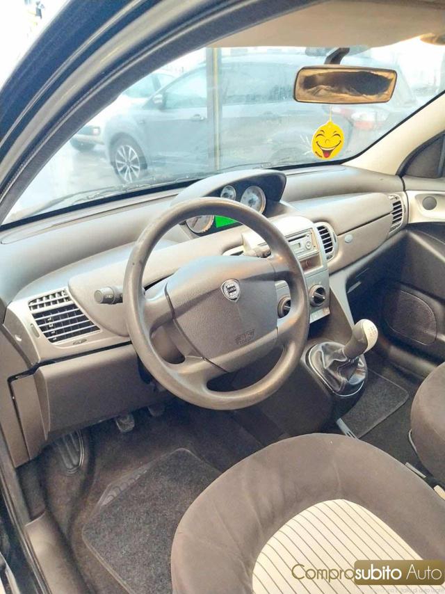 LANCIA Ypsilon usata, con Immobilizzatore elettronico
