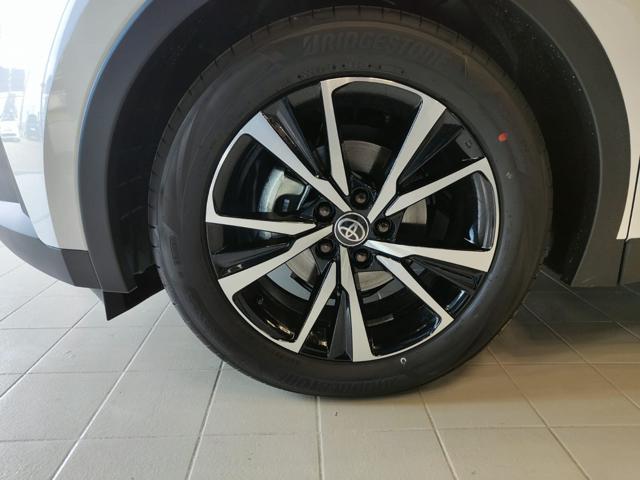 TOYOTA C-HR usata, con Boardcomputer