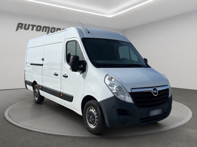 OPEL Movano usata, con Autoradio