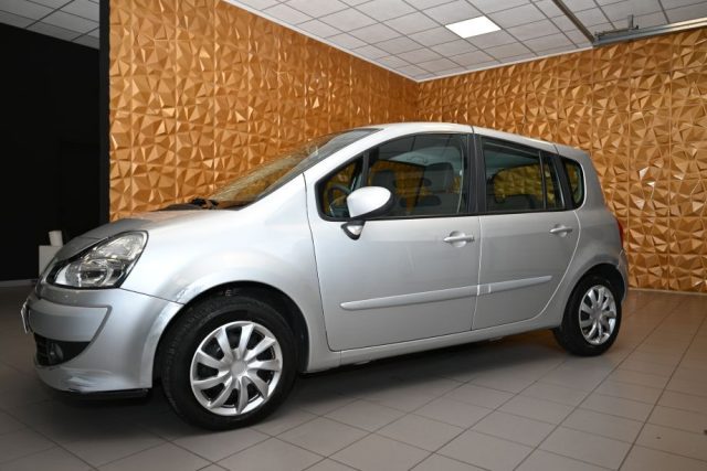 RENAULT Grand Modus usata 54