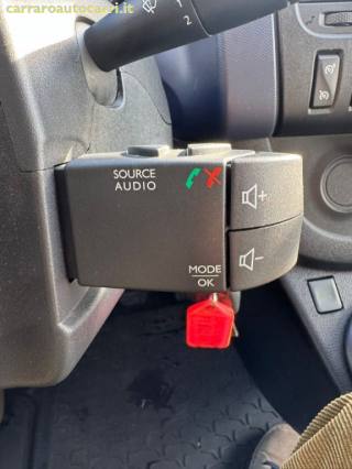 OPEL Vivaro usata, con Volante multifunzione