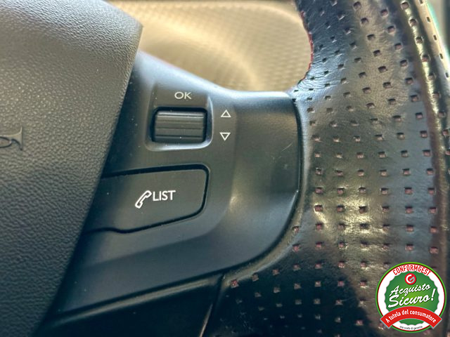 PEUGEOT 2008 usata, con USB