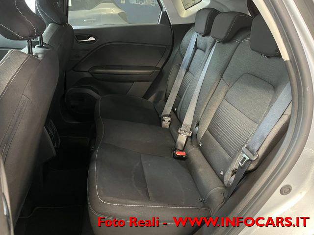 RENAULT Captur usata, con Autoradio