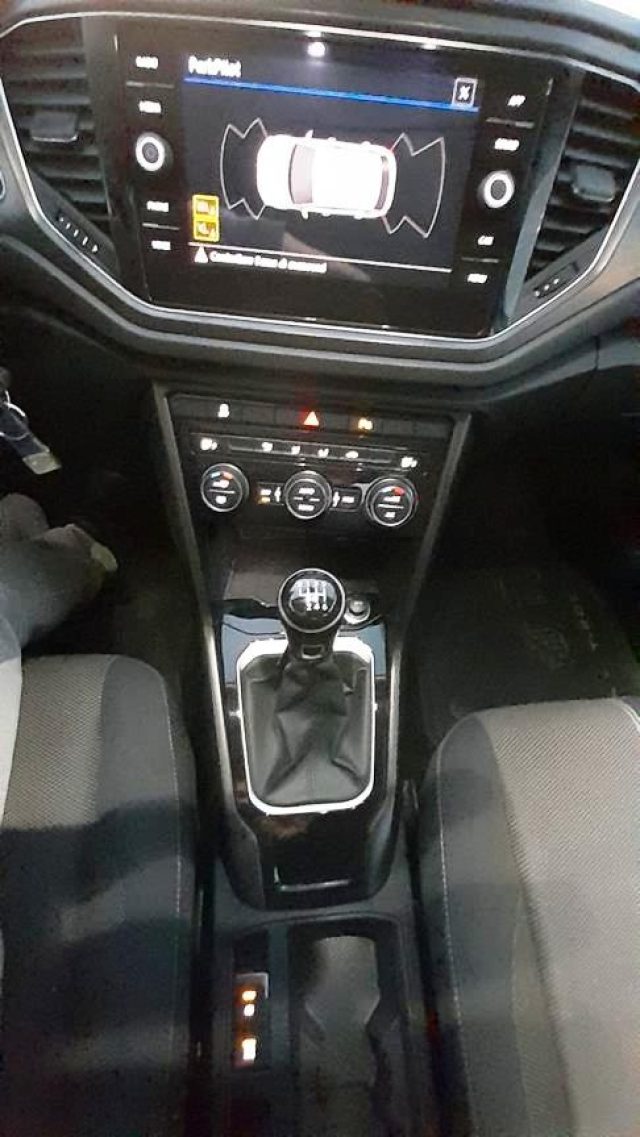 VOLKSWAGEN T-Roc usata, con Sensori di parcheggio posteriori
