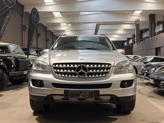 MERCEDES-BENZ ML 280 usata, con Airbag