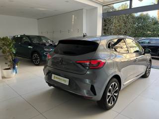 RENAULT Clio usata, con Controllo automatico clima