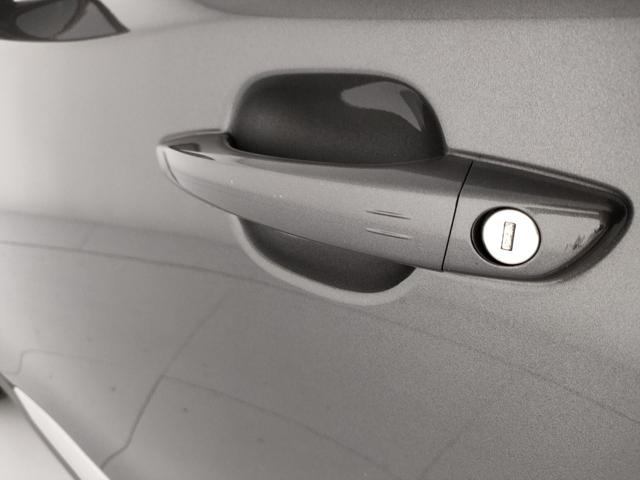 PEUGEOT 2008 usata, con Volante in pelle