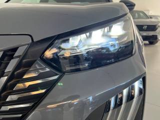 PEUGEOT 2008 usata, con Airbag