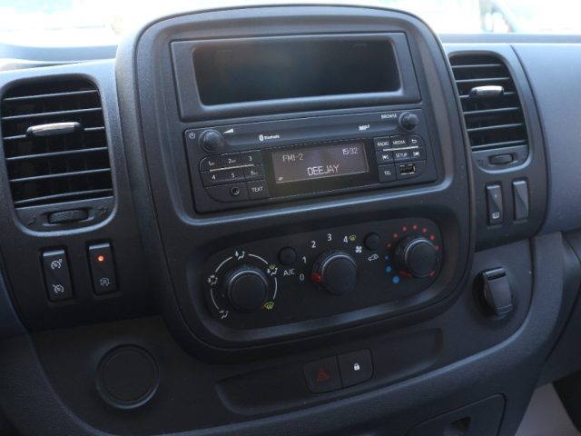 OPEL Vivaro usata, con Cruise Control