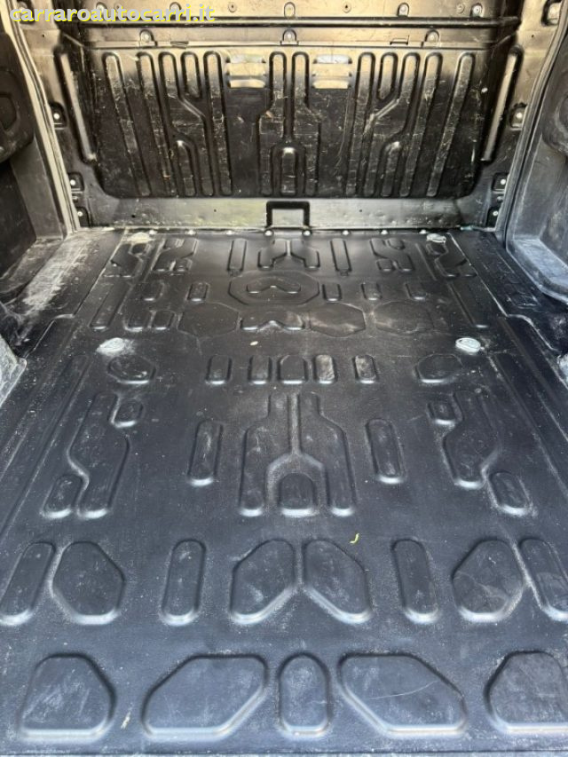 FIAT Doblo usata, con Supporto lombare