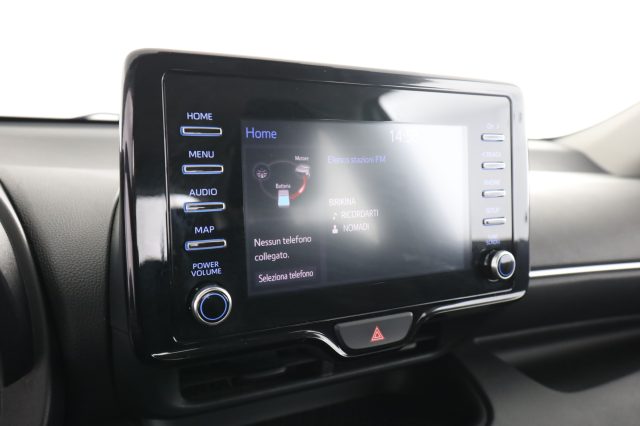 TOYOTA Yaris usata 12