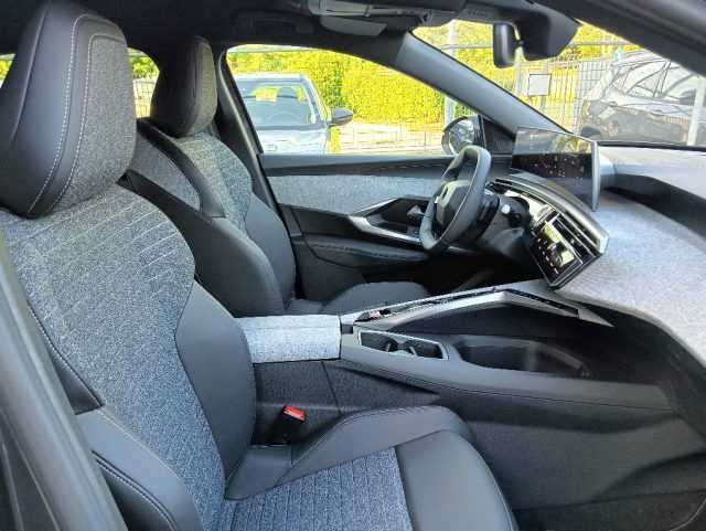 PEUGEOT 3008 usata, con Interni in pelle
