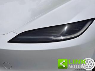TESLA Model 3 usata, con Hill holder