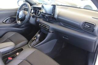 TOYOTA Yaris usata, con Controllo trazione