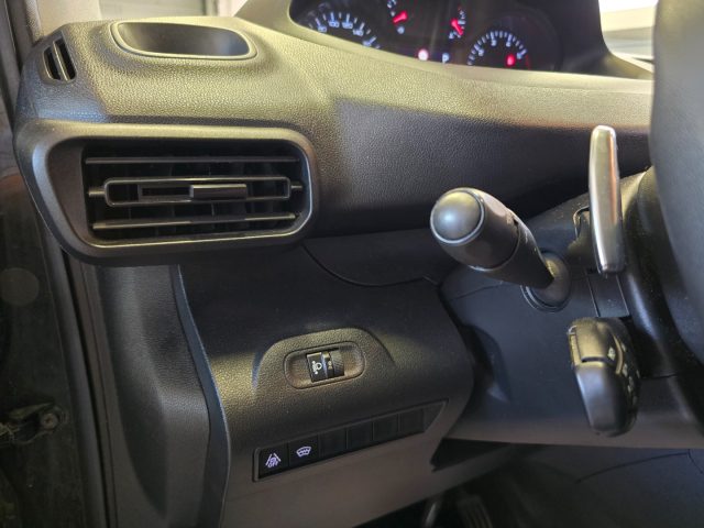 PEUGEOT Partner usata, con Park Distance Control