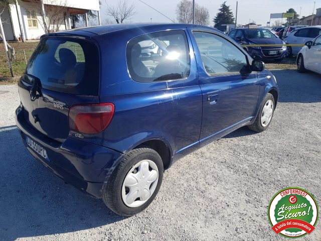 TOYOTA Yaris usata, con Airbag
