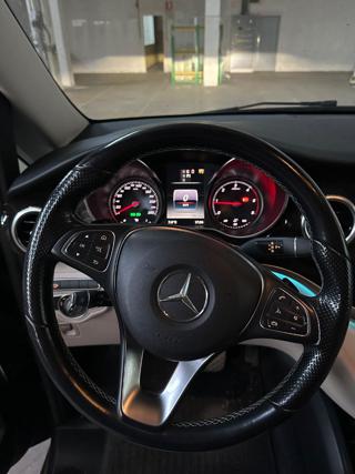 MERCEDES-BENZ V 250 usata, con Sedili riscaldati